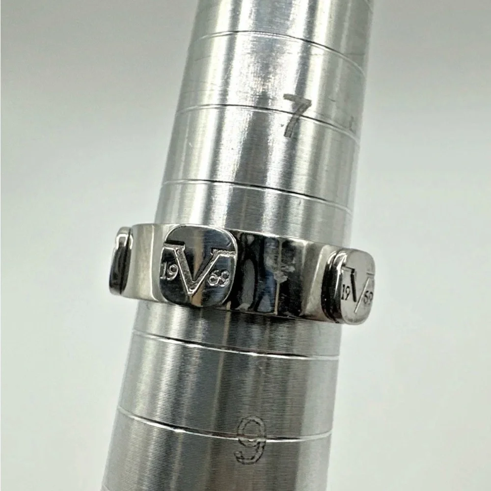 Sterling Silver 925 Ring V Logo 1969 Size 8 Garavani Delmar Wide Band Chunky